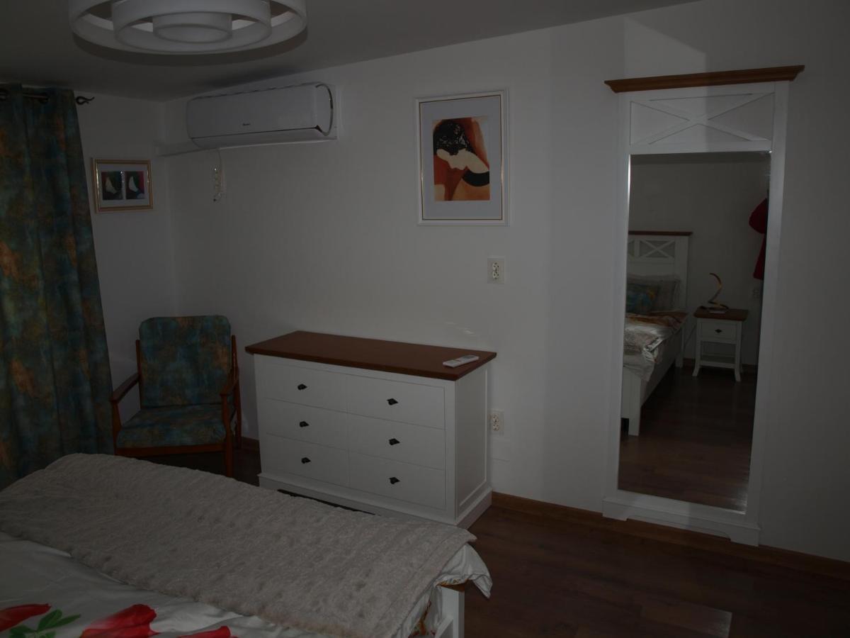 Târgu Jiu Amavera Apartment מראה חיצוני תמונה