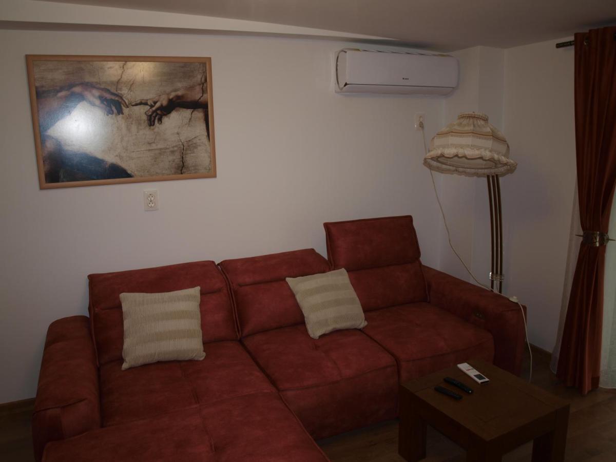 Târgu Jiu Amavera Apartment מראה חיצוני תמונה