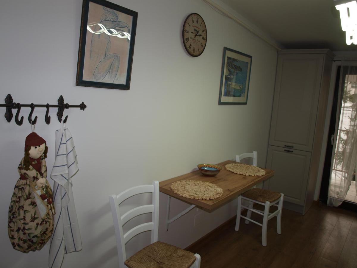Târgu Jiu Amavera Apartment מראה חיצוני תמונה